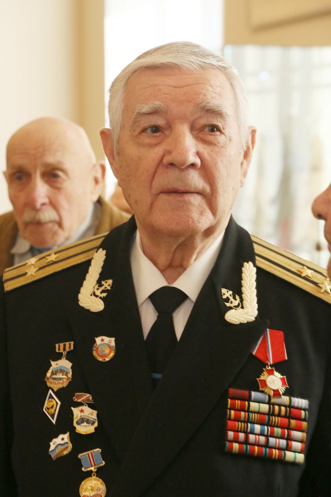 Александр Маслаков